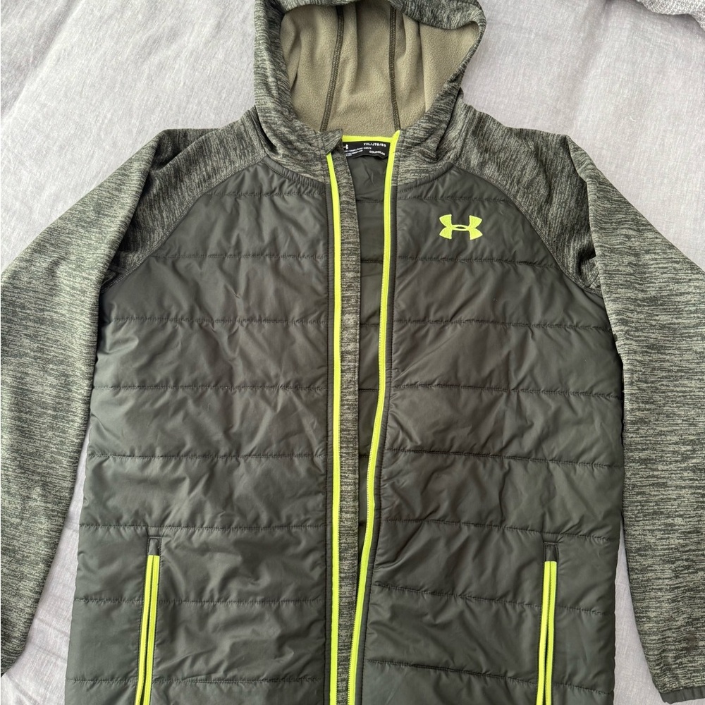 Under Armour Kids YXL Olive/Dark Gray Jacket with Florescent YellowHighlights